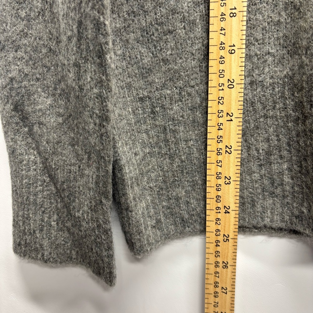 ✨Philosophy  Crewneck Sweater Grey Size M - Picture 10 of 11
